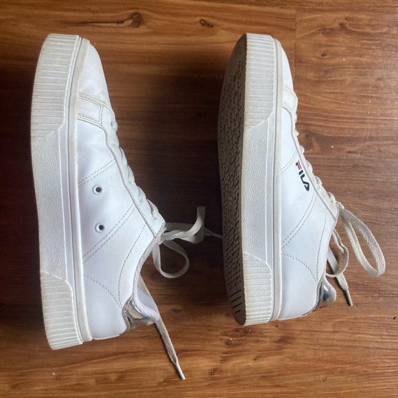 Fila Panache White and Silver Sneaker Sz 7 - Picture 9 of 16
